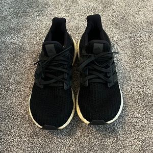 women's adidas ultra boosts